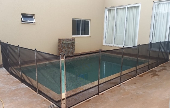 Cercas de Proteção para Piscinas